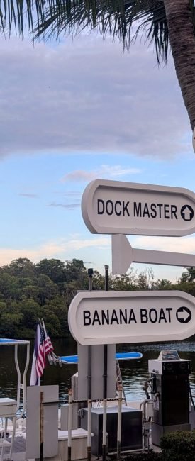 marina sign